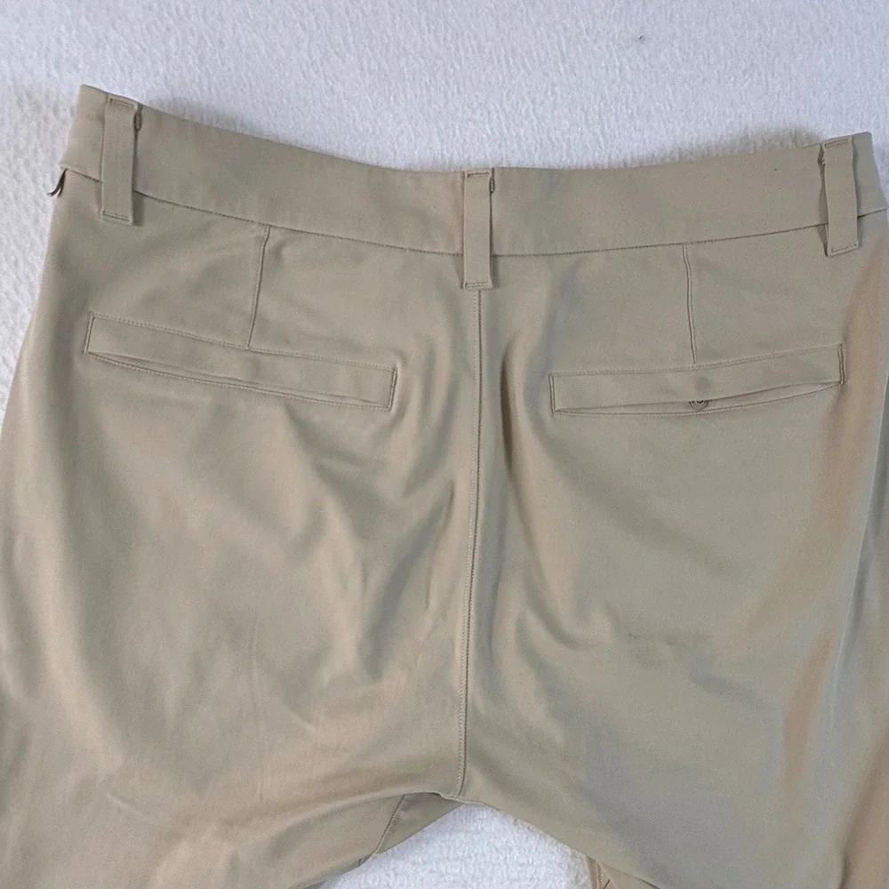 Lululemon Commission Slim Pant Mens 32x30 ABC Tech Chino Khaki Tan
